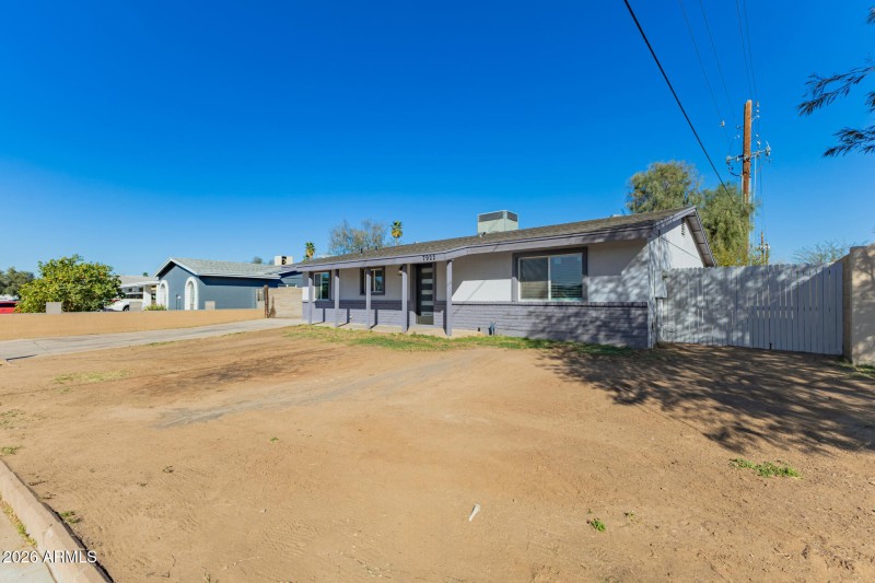 Plenty of room up front