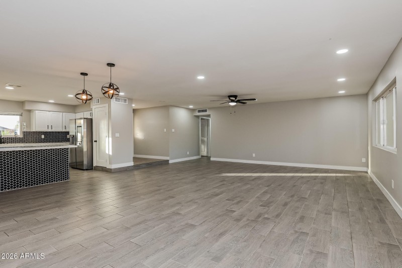 005-photo-living-room-15127483