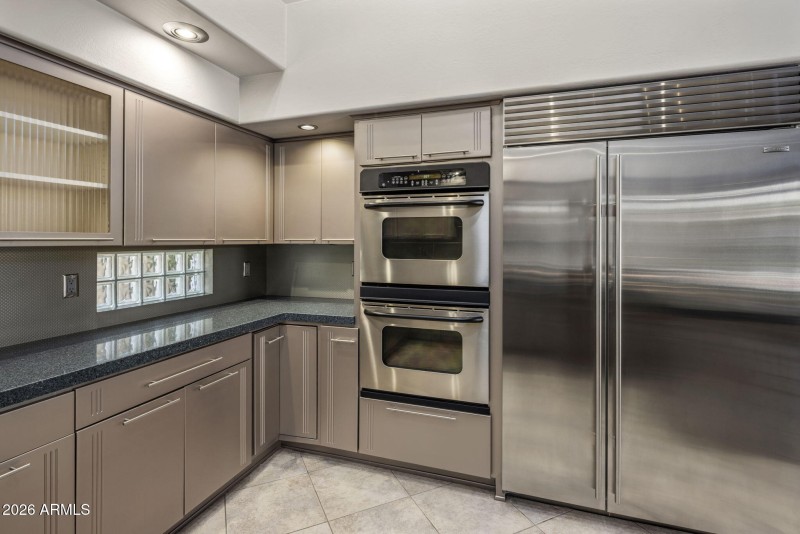 Sub-Zero frig & double ovens