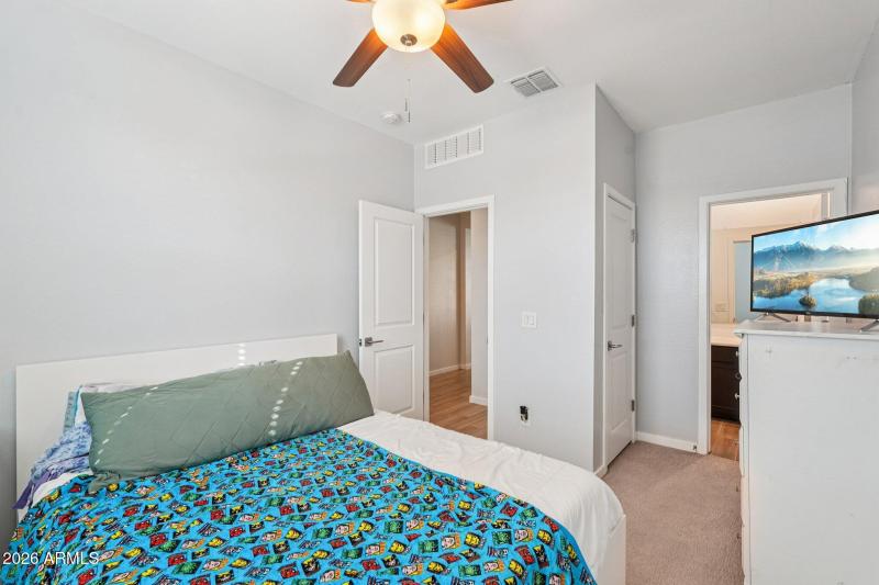 Bedroom 2 with Bathroom