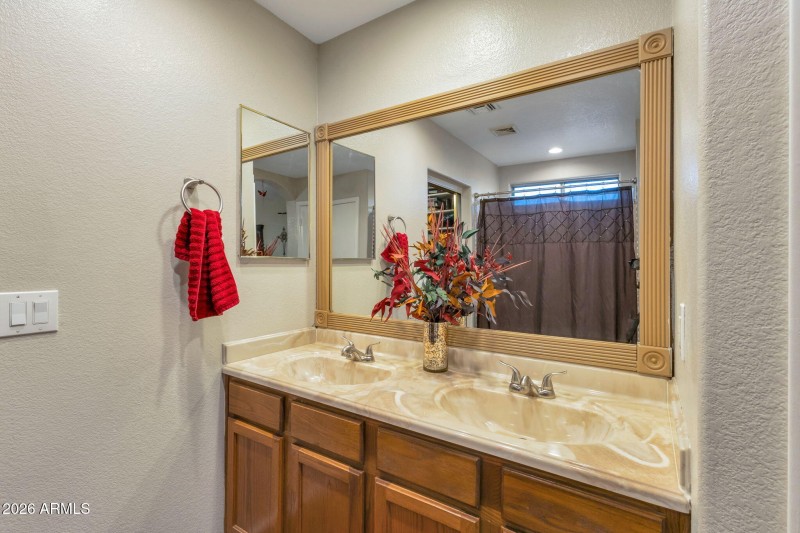 16-web-or-mls-Qp-5439