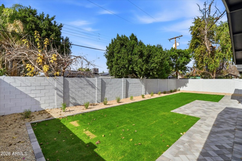 29-IMG_4731_autoremove_14948607