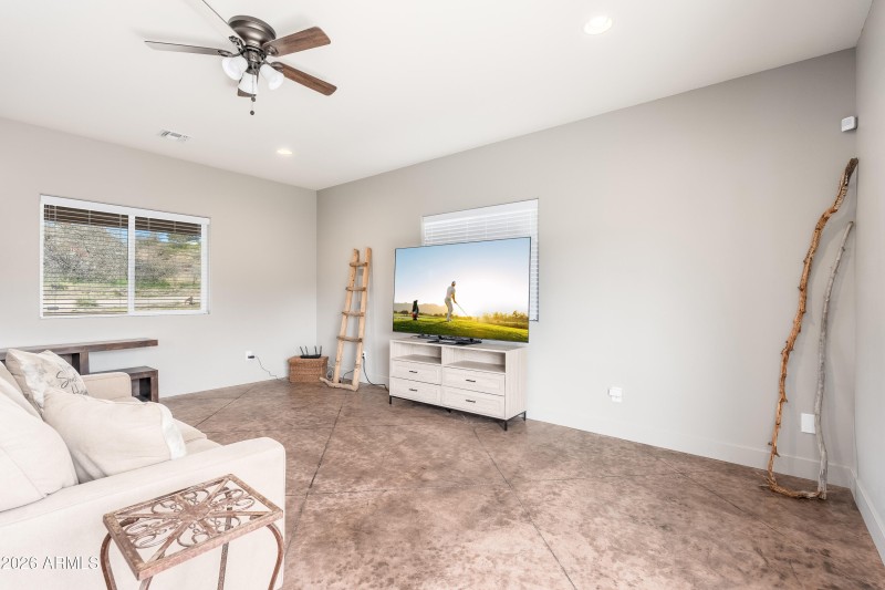 5665 N Bentley Dr - 07