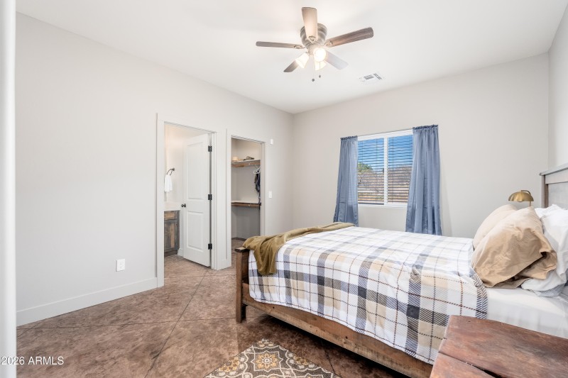 5665 N Bentley Dr - 14