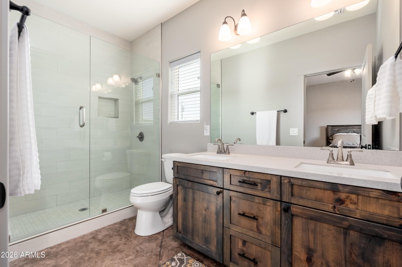 5665 N Bentley Dr - 18