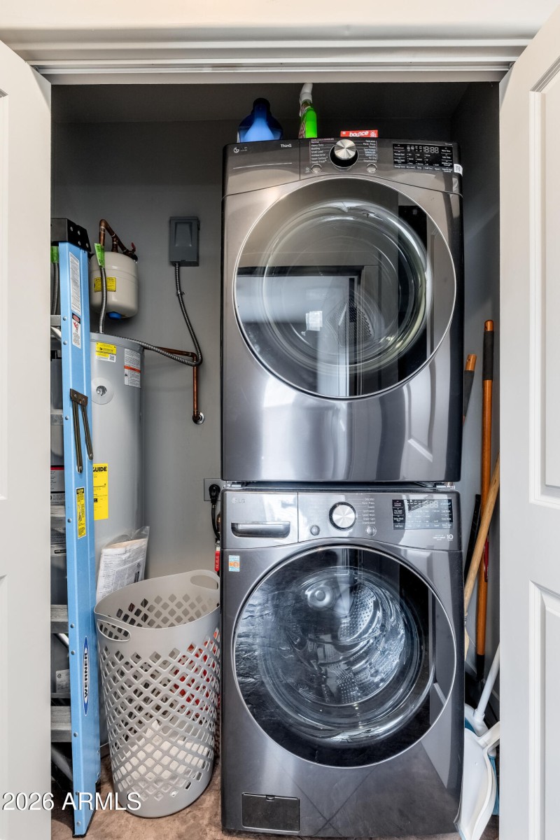 5665 N Bentley Dr - 20