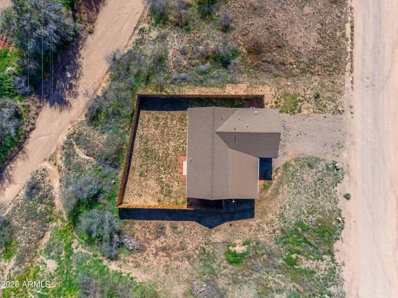 5665 N Bentley Dr - 37