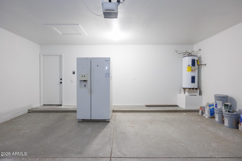 1718 E Birch St - Garage View