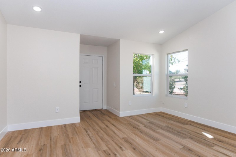 1718 E Birch St - Living Room View 2