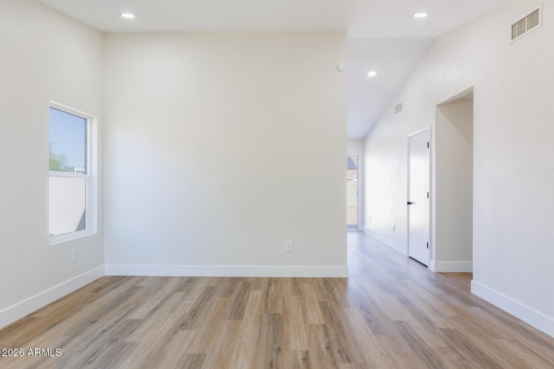 1718 E Birch St - Living Room