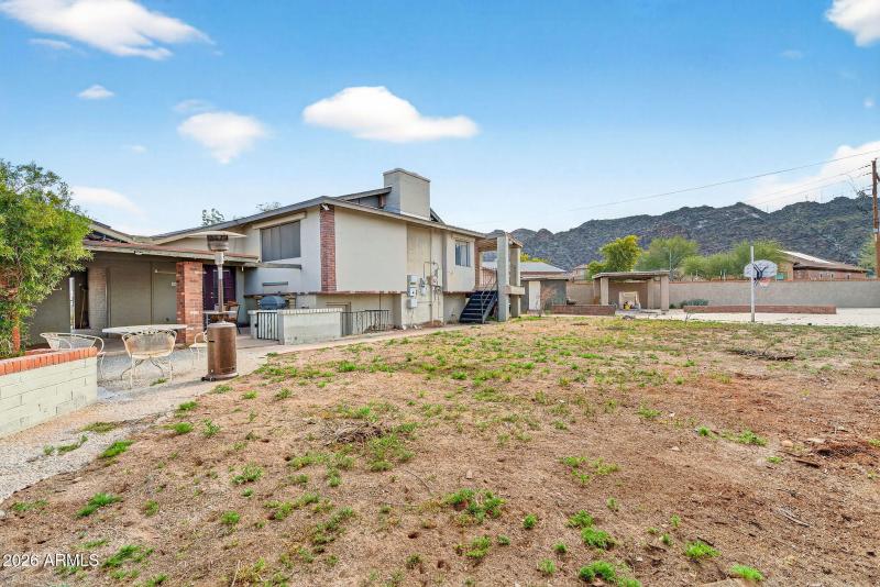 32-web-or-mls-29-S 4th St