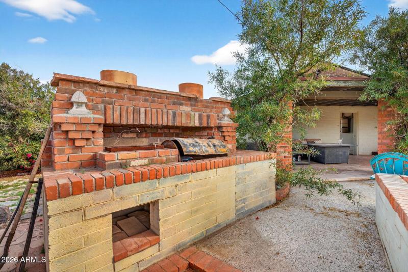 39-web-or-mls-35-S 4th St