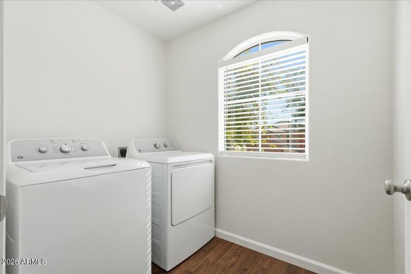 New washer and dryer included!