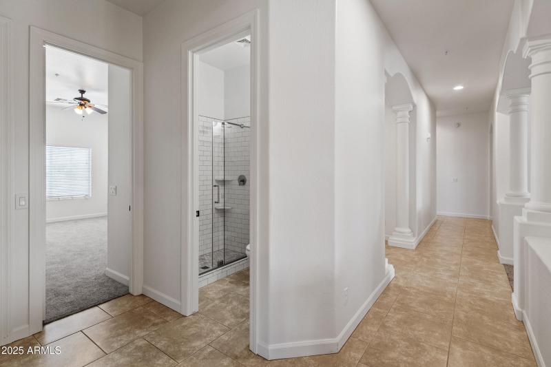 3111 E Canyon Creek Dr-23