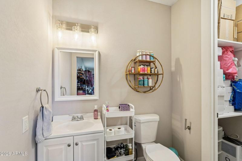 18-web-or-mls-S 229th Ln-S1002-018