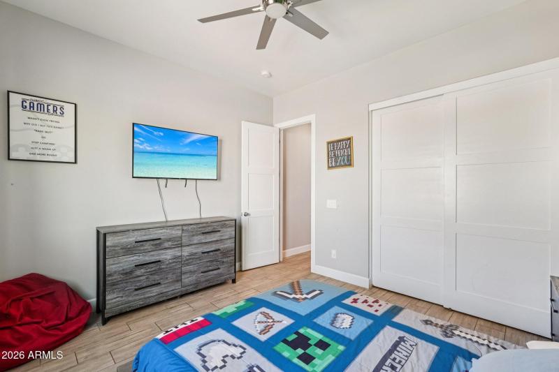 31-web-or-mls-S 229th Ln-S1002-031