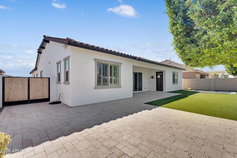 41-web-or-mls-Pinnacle-49