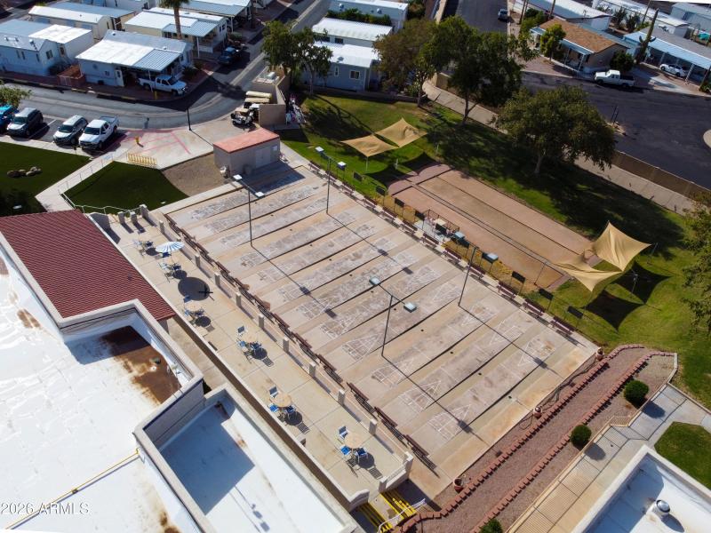 33 Shuffleboard Courts