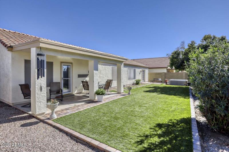 2360 N Yale - Web Quality - 027 - 27 Ext