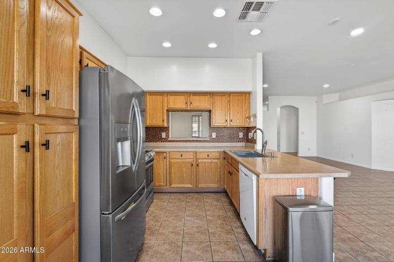 19-web-or-mls-23W Southgate Ave