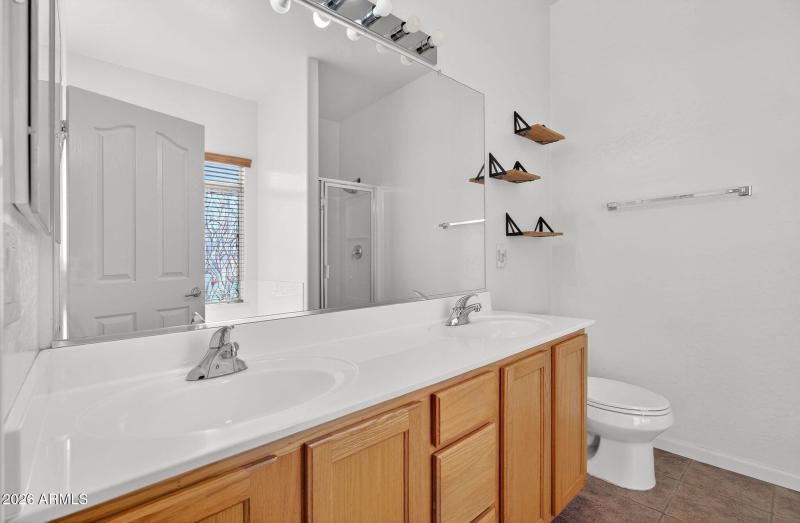 30-web-or-mls-35W Southgate Ave