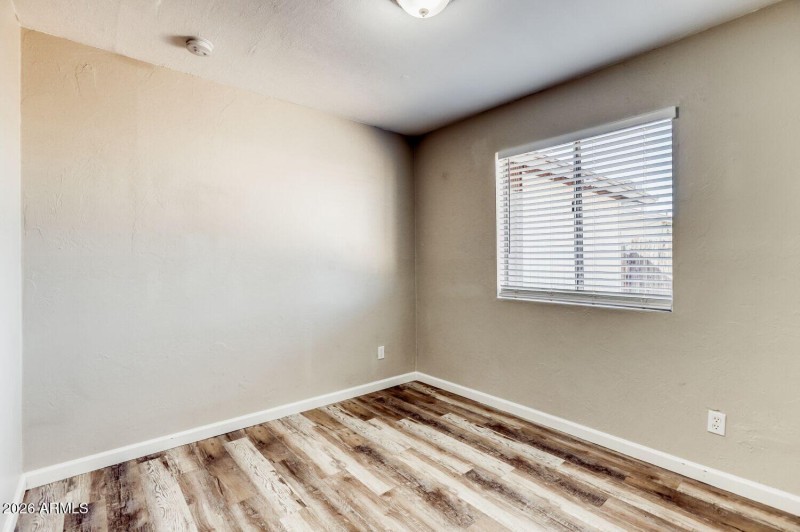 1050 E Osage Ave - Web Quality - 017 - 1