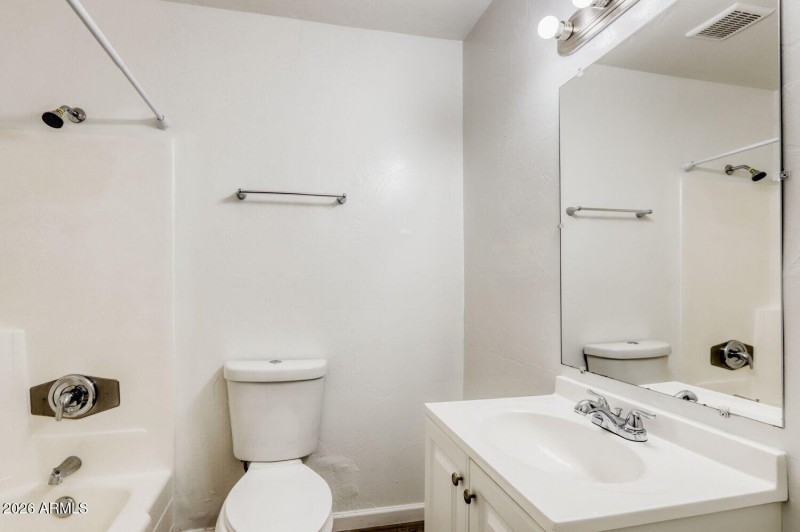 1050 E Osage Ave - Web Quality - 023 - 2