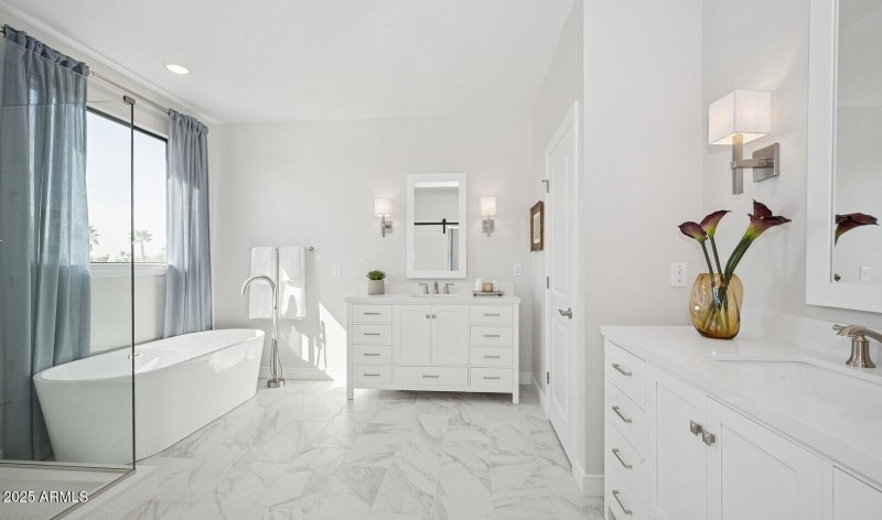 172775_Honeysuckle Trail_Hampton_Primary