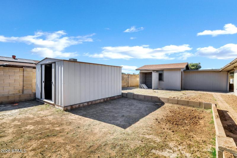 1521 W Thunderbird Rd-36