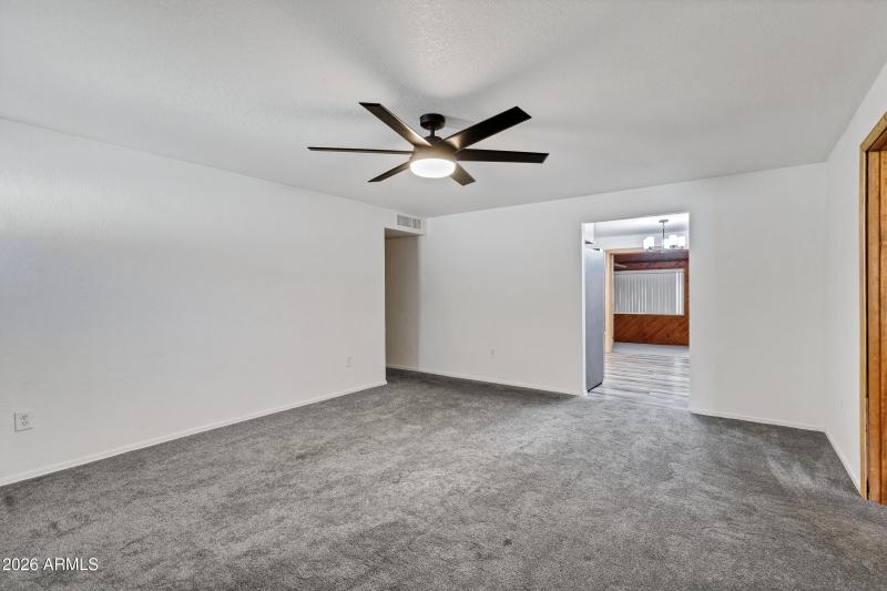 1521 W Thunderbird Rd-7