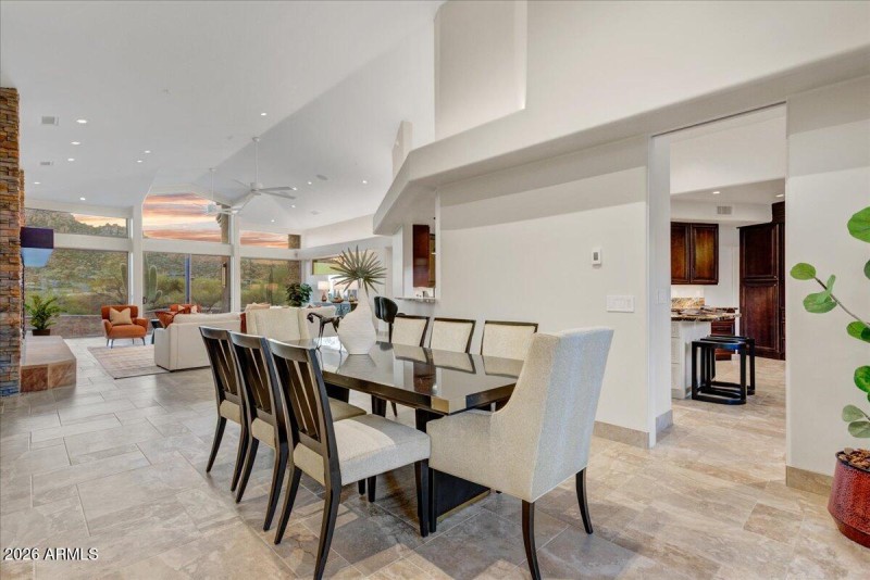 19-Dining Room Views