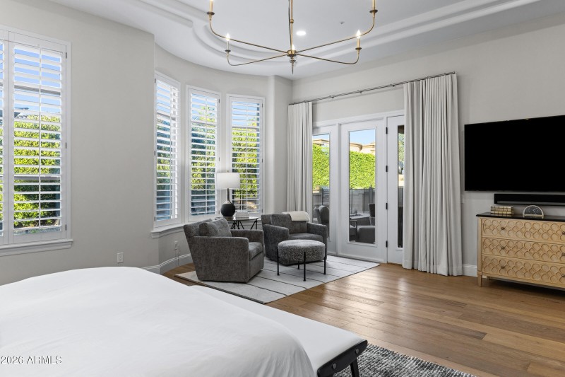 8832 E Wethersfield Rd-24