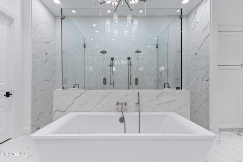 8832 E Wethersfield Rd-29