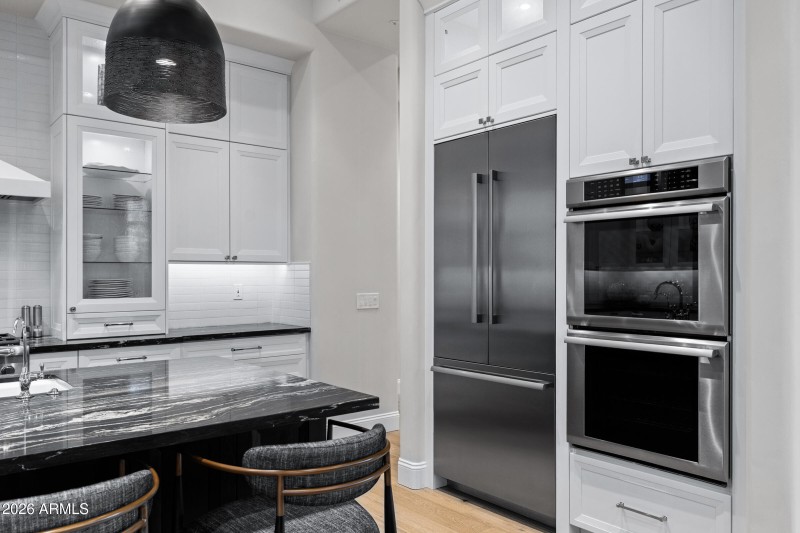 8832 E Wethersfield Rd-49