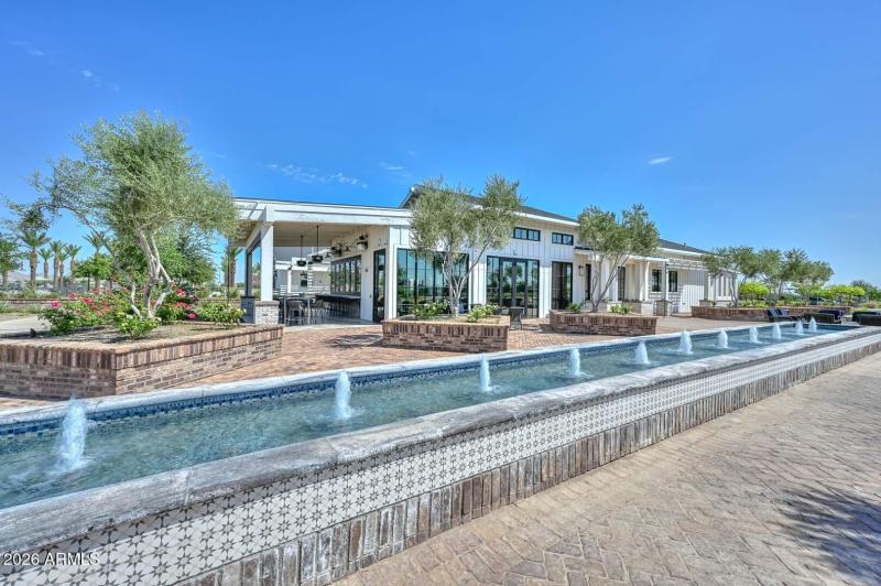 Sterling Grove Clubhouse2