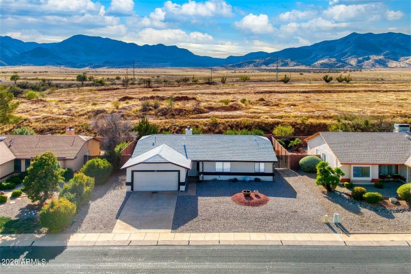 2300 Iris Drive-062002