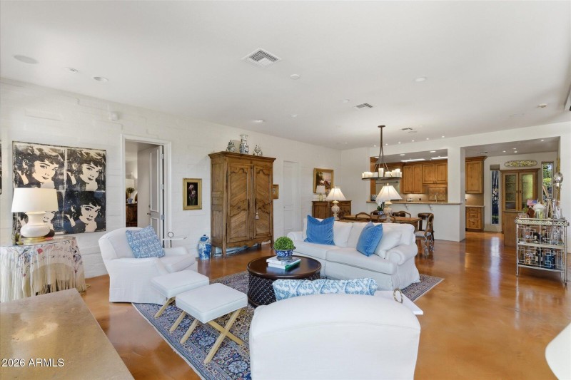 Light & Bright Living Room