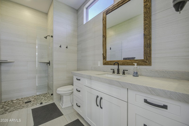 casita/Pool House-Bath-pic 3