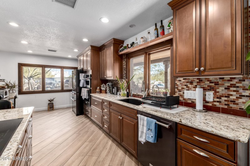 Granite Counters & Tile Backsplash