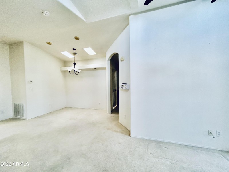 15) 65304-698bf3ee42194