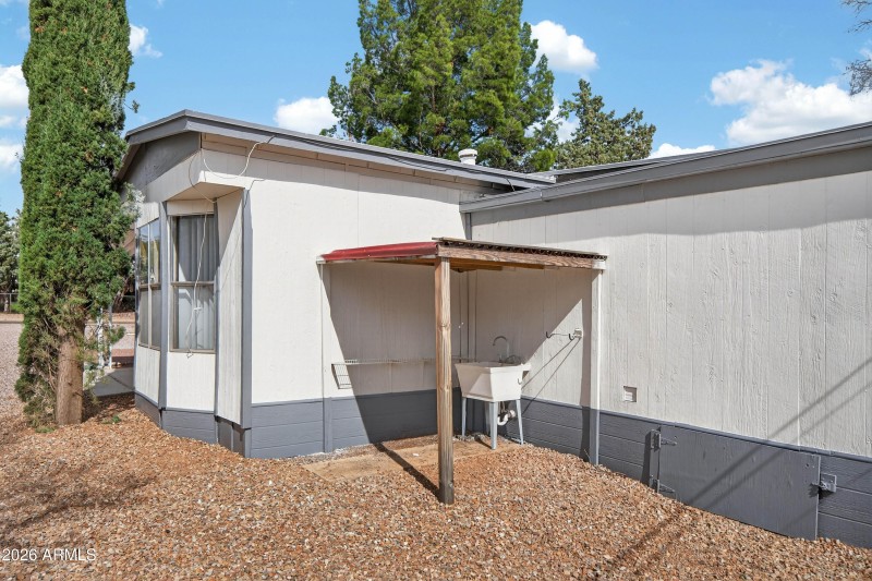 Exterior - 3344 Quail Run Dr-5