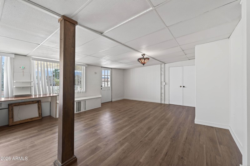 Interior - 3344 Quail Run Dr-9