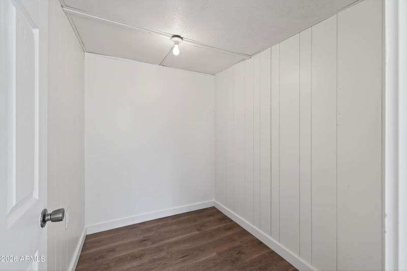 Interior - 3344 Quail Run Dr-15