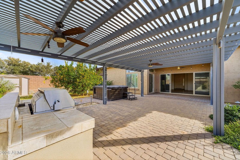 020___3856 E Fairfield St