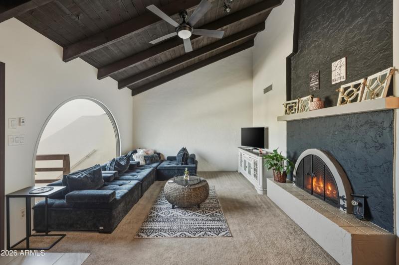 006_DSC_1315_with_fire