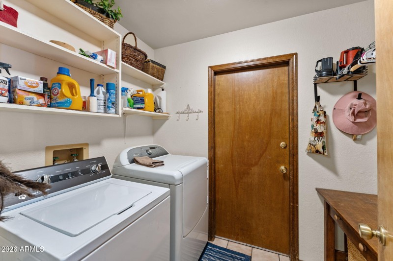 1130 N Coyote Crossing