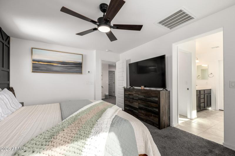 Spacious Primary Suite