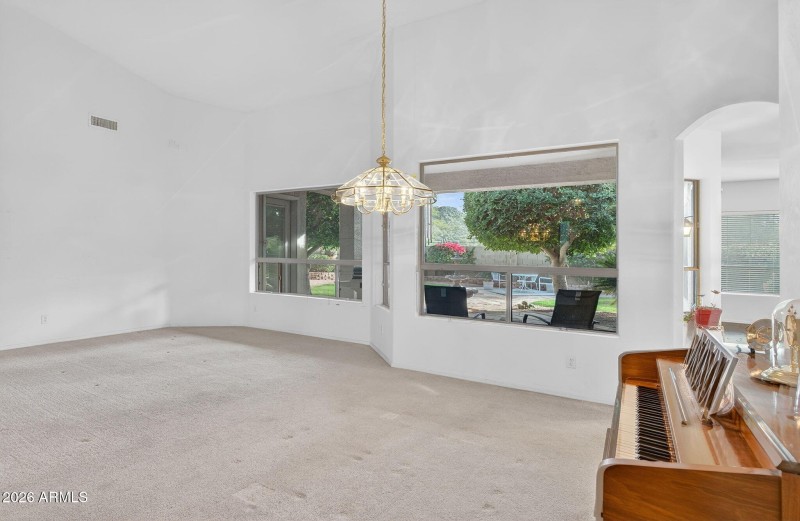 7-web-or-mls-06E Knoll Cir