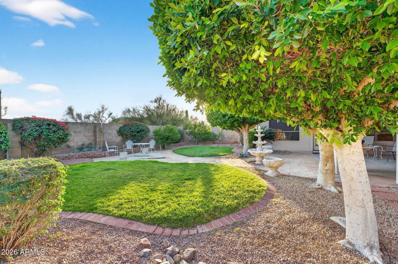 45-web-or-mls-44E Knoll Cir