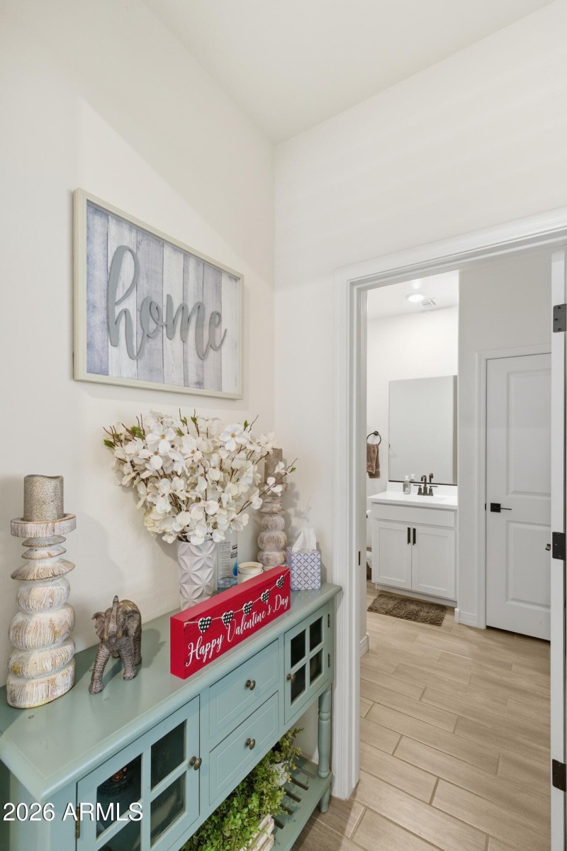 17168_W_Running_Deer_4